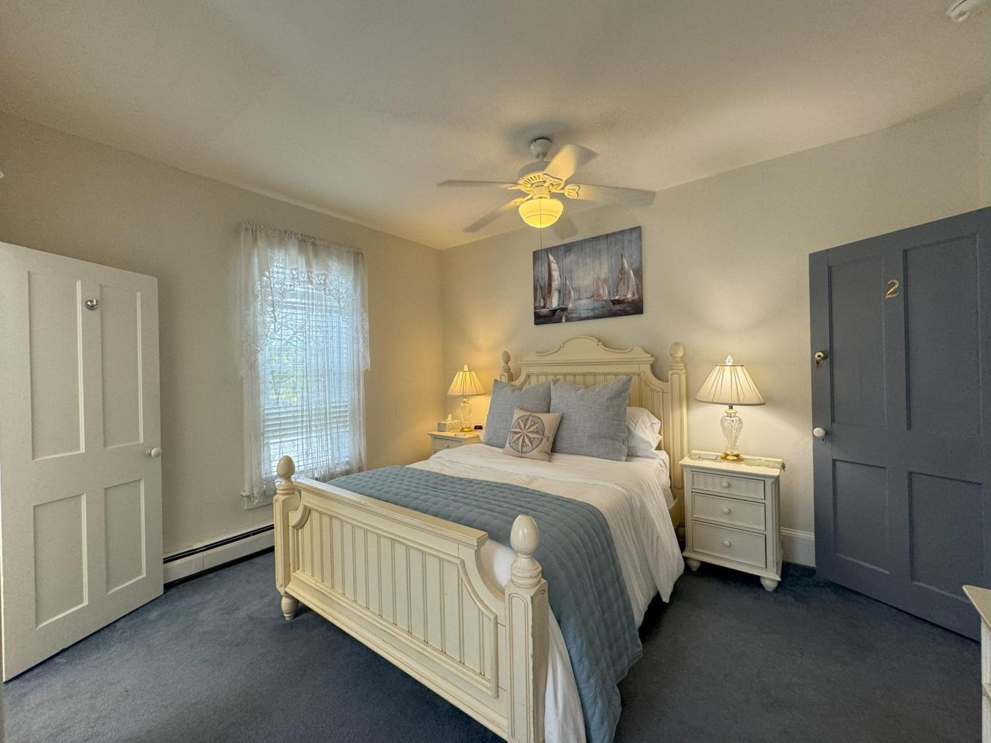 Victorian Inn Bed And Breakfast Marblehead Exterior photo
