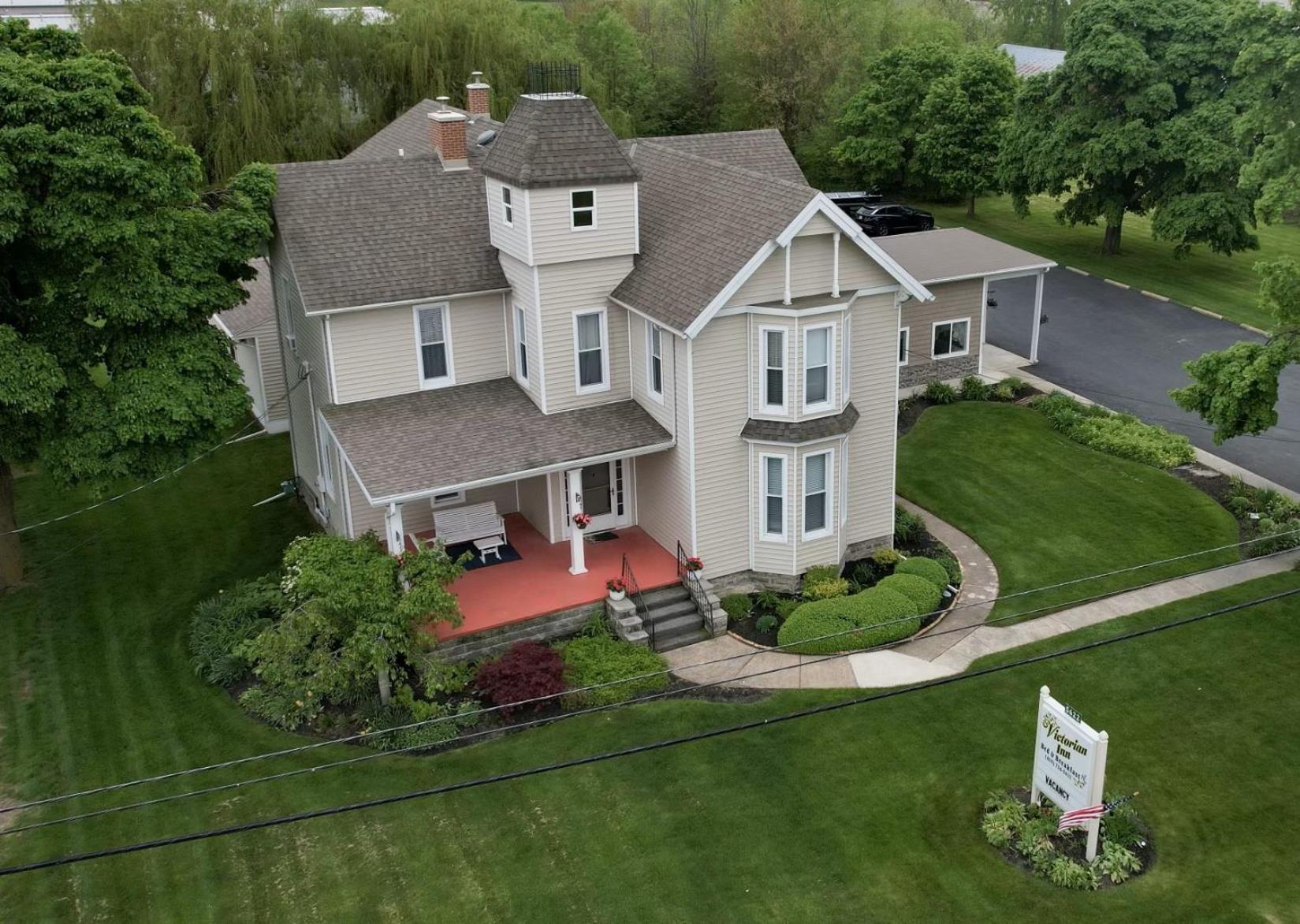 Victorian Inn Bed And Breakfast Marblehead Exterior photo
